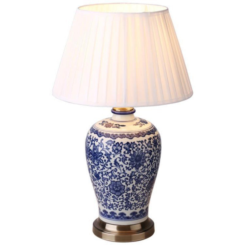 Traditional Ceramic Vase Table Lamp