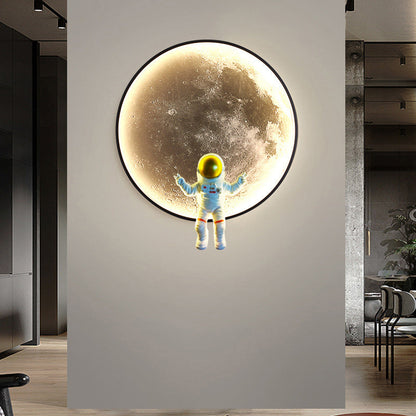 Round Lunar Astronaut Hardware Resin LED Wall Sconce Lamp