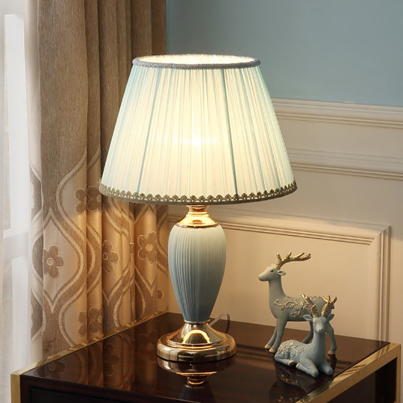 Traditional Ceramic Table Lamp