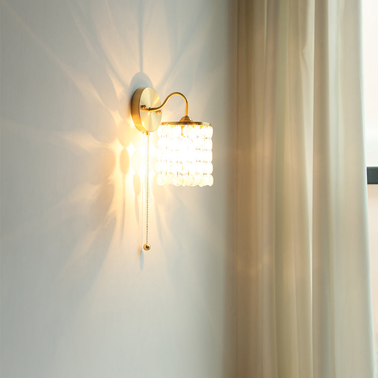 Round Shell Crystal Iron Frame 1-Light Wall Sconce Lamp