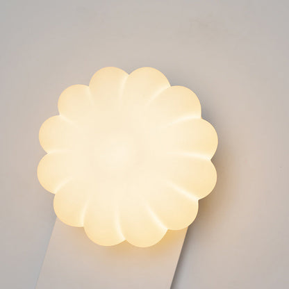 Simplicity PE Pumpkin Shape Iron 1-Light Wall Sconce Lamp