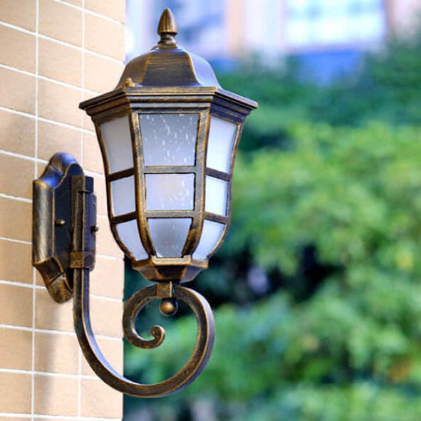 Outdoor Waterproof Anti-rust 1-Light Wall Sconce Lamp