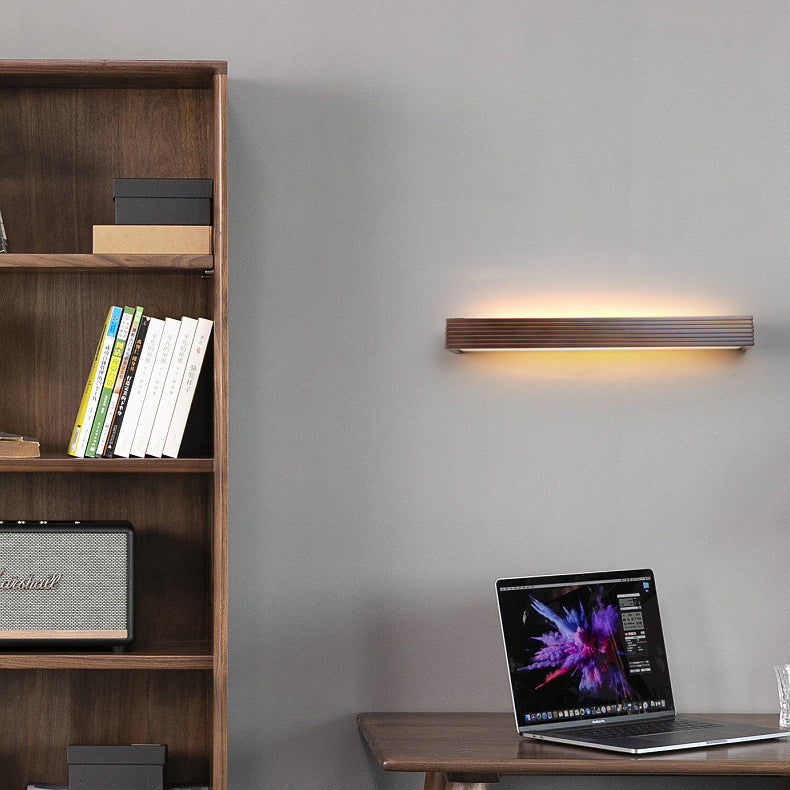 Traditional Wood Wall Light