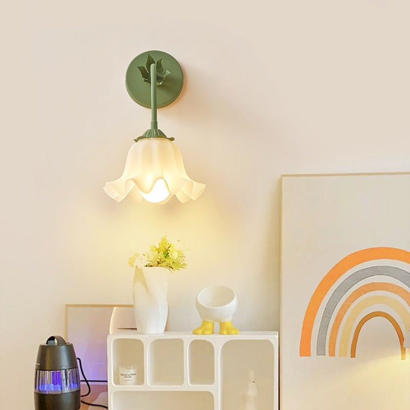 Acrylic Bell Orchid Flower Shade 1-Light Wall Sconce Lamp