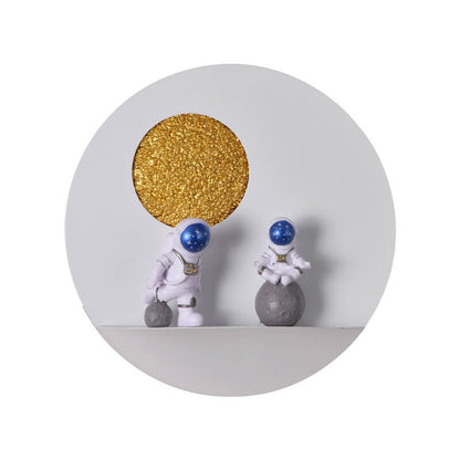 Creative Iron Resin Round Astronaut LED Wall Sconce Lamp