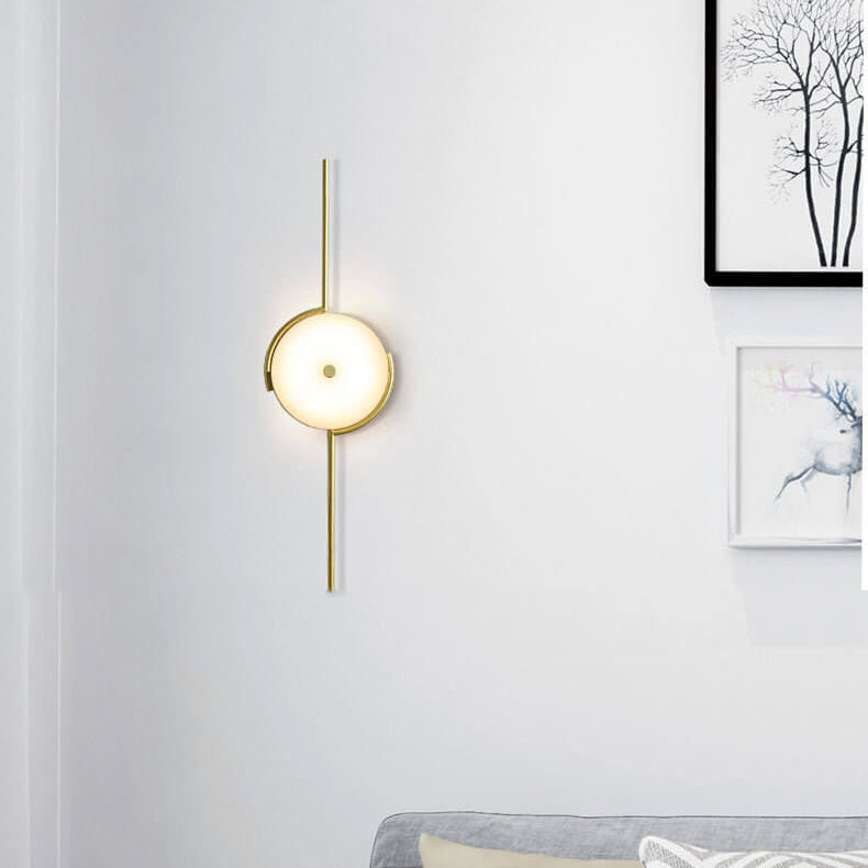 Light Geometric Round Clock Design 1-Light Wall Sconce Lamp