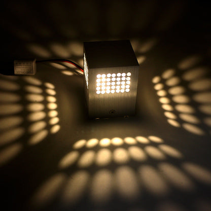 Modern Simplicity Square Aluminum LED Wall Sconce Lamp