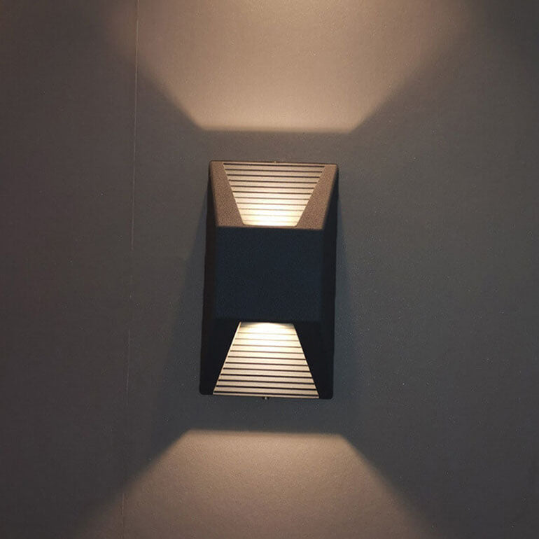 Outdoor Geometry Spotlights Waterproof LED Wall Sconce Lamp