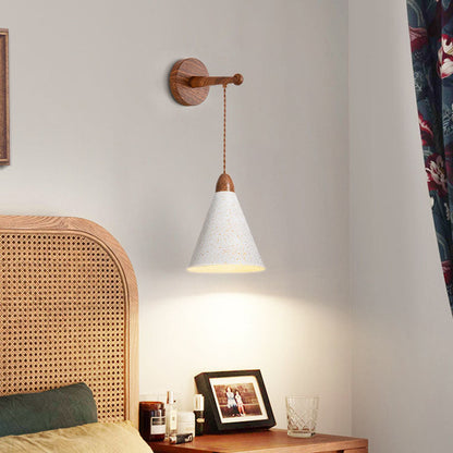 Traditional Japanese Tapered Iron 1-Light Wall Sconce Lamp