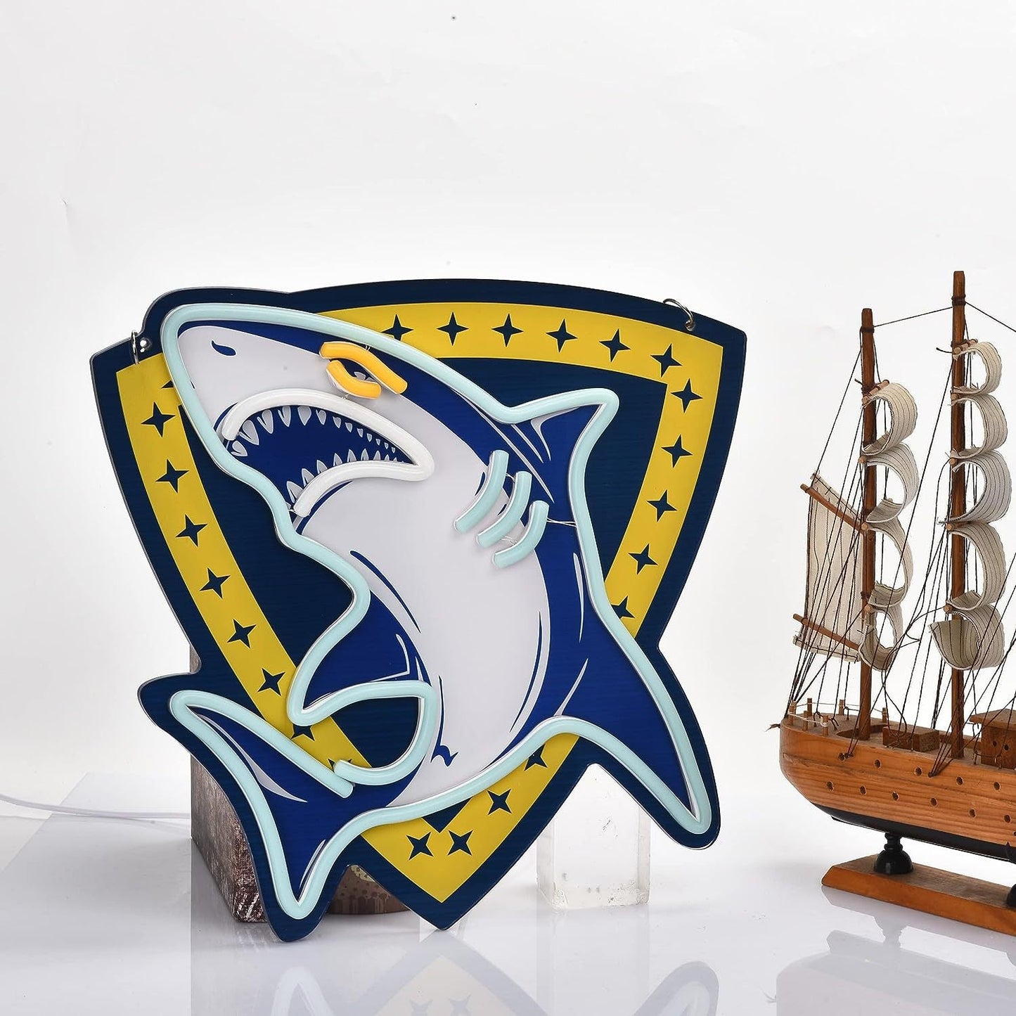 Contemporary Creative Shark Acrylic LED Wall Sconce Lamp