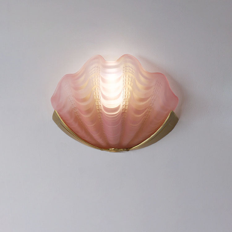 Modern Art Deco Shell Brass Glass 1-Light Wall Sconce Lamp