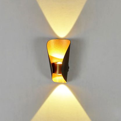 Shape Outdoor Patio Balcony Waterproof LED Wall Sconce Lamp