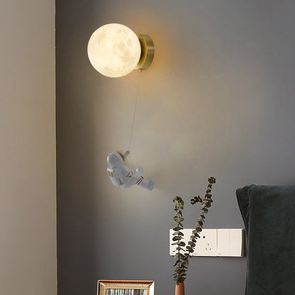 3D Moon Shade Resin Astronaut 1-Light Wall Sconce Lamp