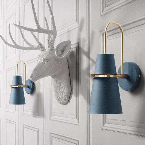 Scandinavian Iron Cylinder Horn 1-Light Wall Sconce Lamp