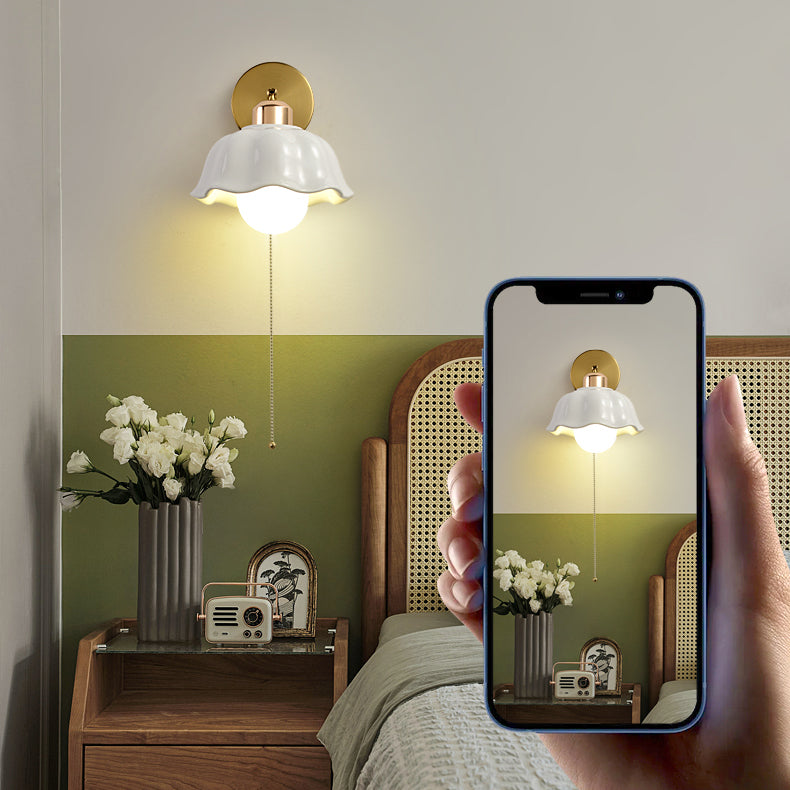 Modern Art Deco Flower Round 1-Light Wall Sconce Lamp
