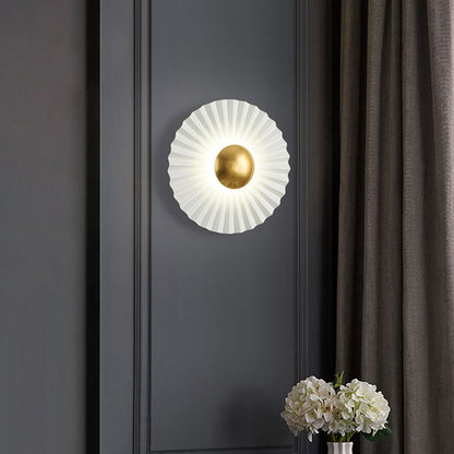 Creative Round Scallop Hardware LED Wall Sconce Lamp