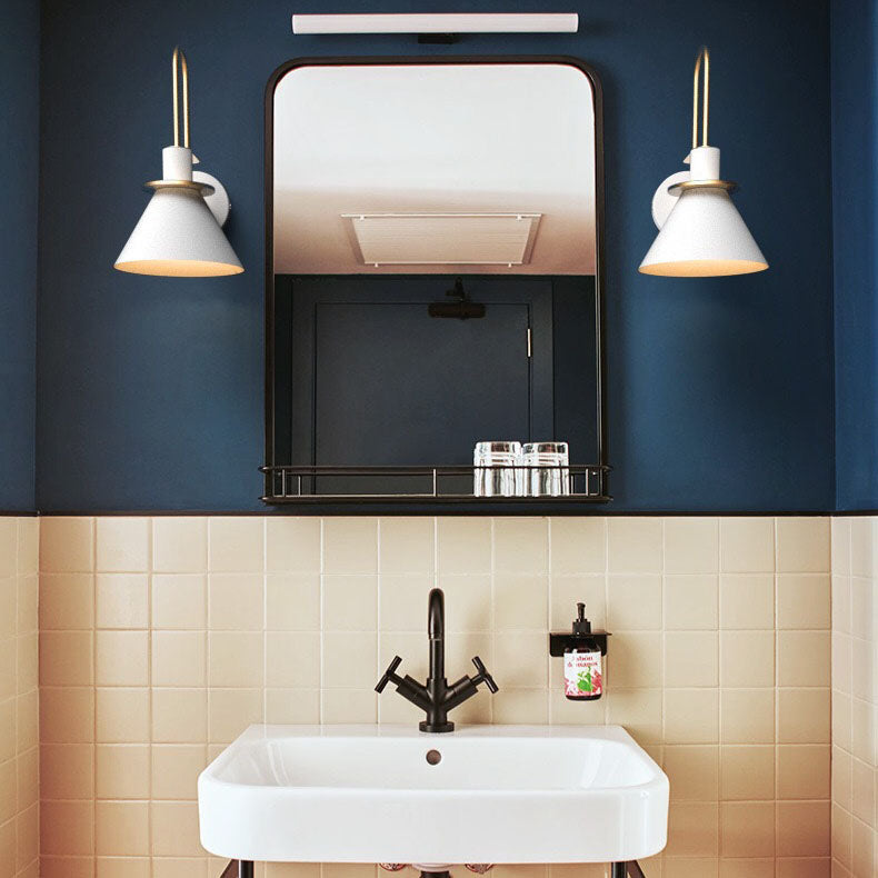 Scandinavian Macaron Horn Iron 1-Light Wall Sconce Lamp