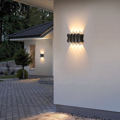 Simplicity Wave Aluminum LED Outdoor Wall Sconce Lamp