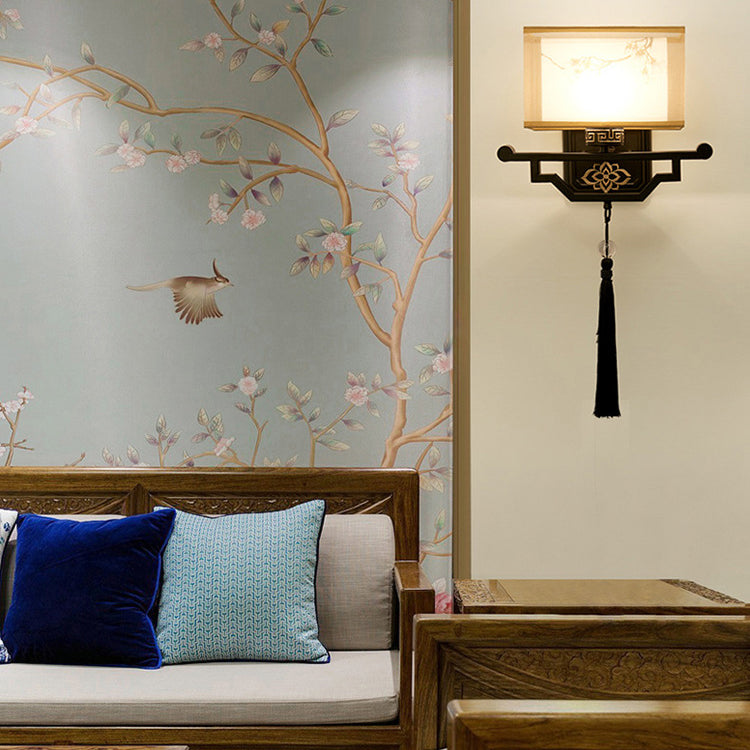 Chinese Embroidered Iron Fabric 1-Light Wall Sconce Lamp