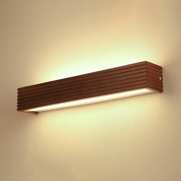 Traditional Wood Wall Light