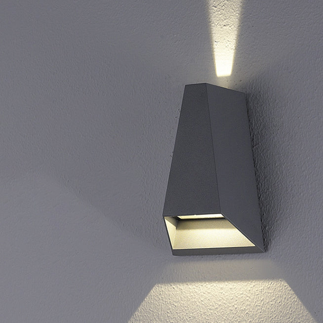 Trapezoidal Silicone PVC Lens LED Outdoor Wall Sconce Lamp