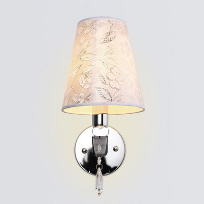 Transitional Iron Frame 1-Light Wall Sconce Lamp