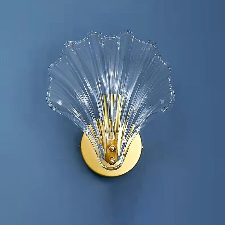 Shell Glass Brass Finish Frame 1-Light Wall Sconce Lamp
