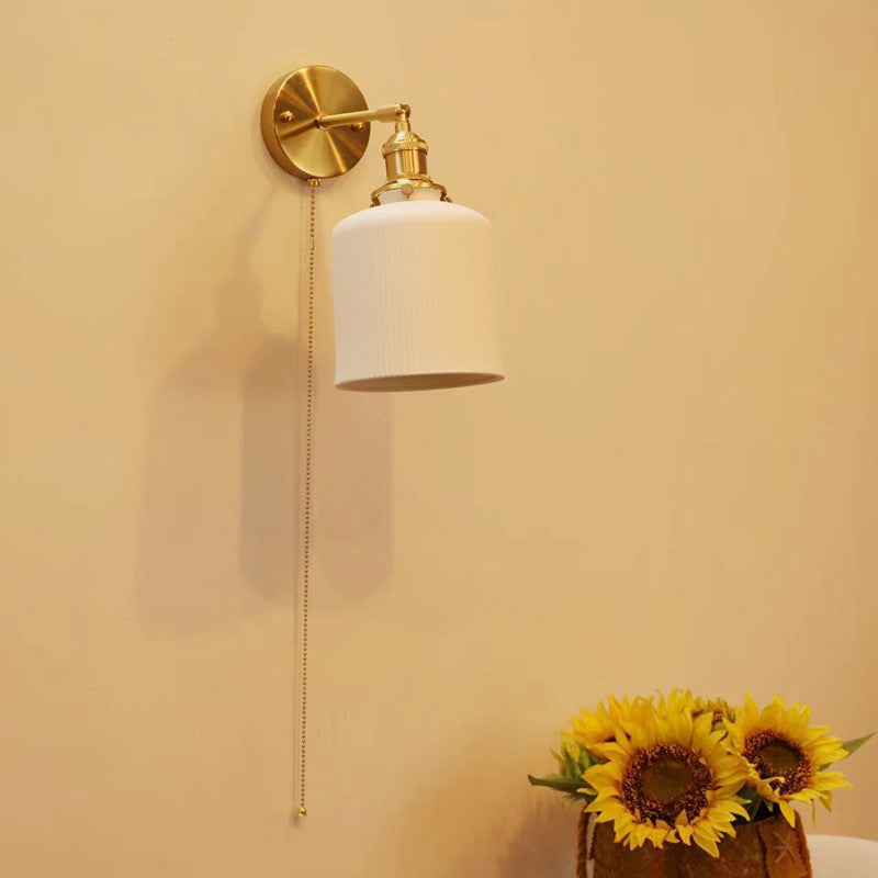 Simplicity Round 1-Light Vanity Light Wall Sconce Lamp