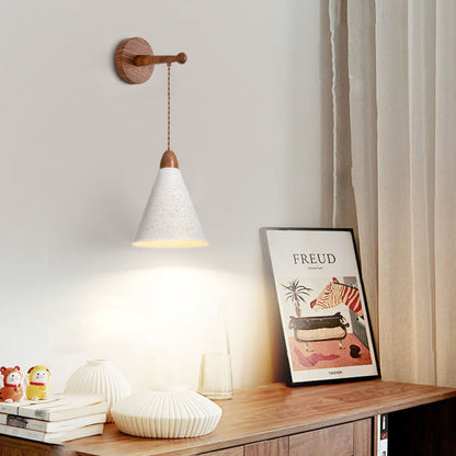 Traditional Japanese Tapered Iron 1-Light Wall Sconce Lamp