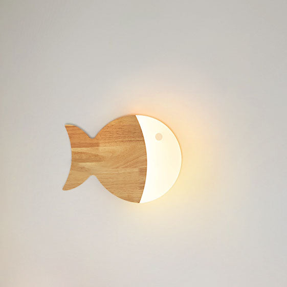Nordic Creative Wood Art Small Fish LED Wall Sconce Lamp