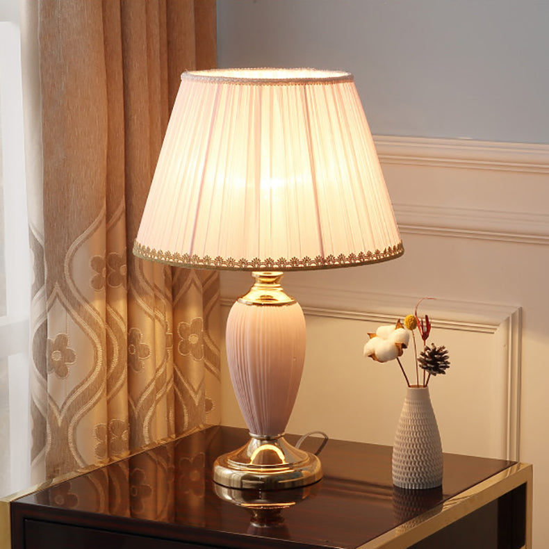 Traditional Ceramic Table Lamp