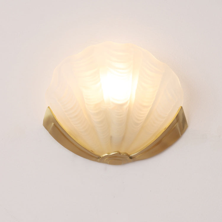 Modern Art Deco Shell Brass Glass 1-Light Wall Sconce Lamp
