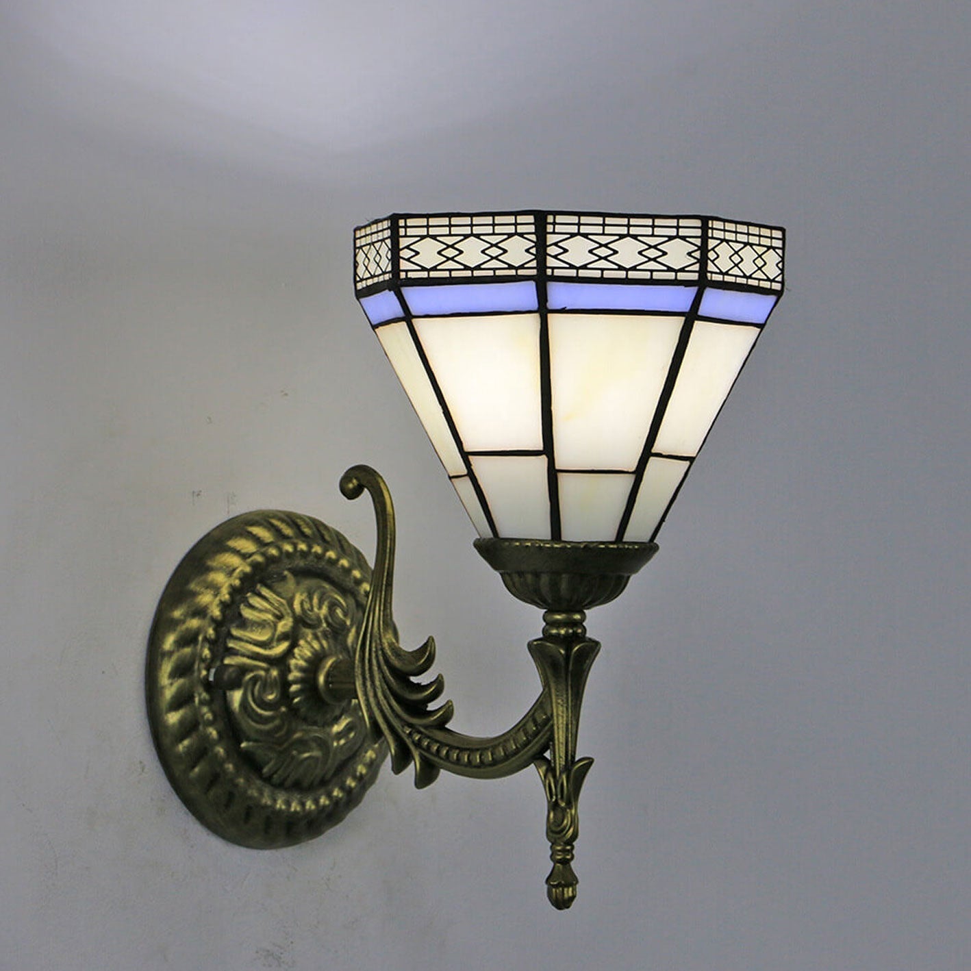 Tiffany Square Stained Glass 1-Light Wall Sconce Lamp