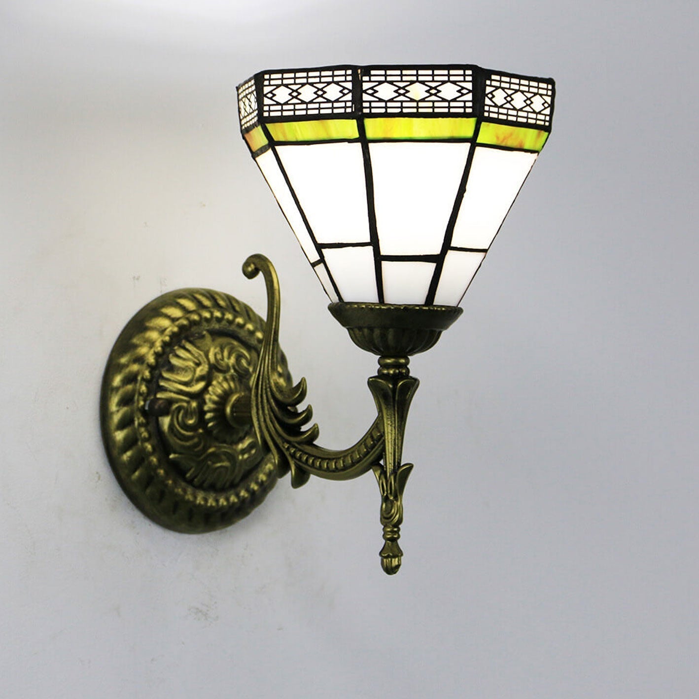 Tiffany Square Stained Glass 1-Light Wall Sconce Lamp