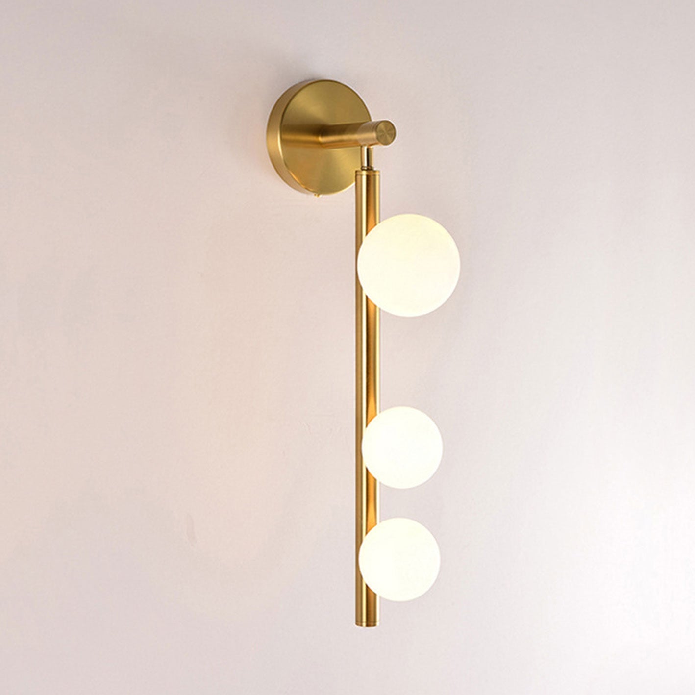 Light Luxury Iron Glass Round 3-Light Wall Sconce Lamp