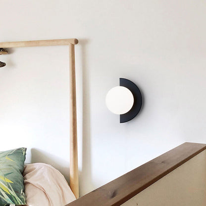 Modern Minimalist Glass Globe 1-Light Wall Sconce