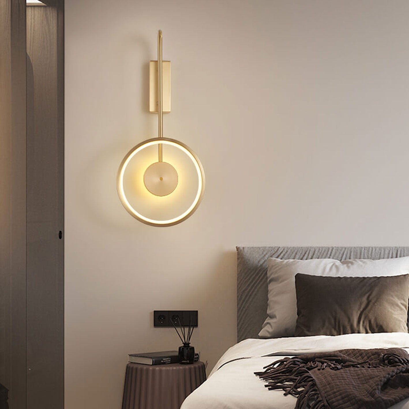 Light Full Copper Circle Curved Arm LED Wall Sconce Lamp