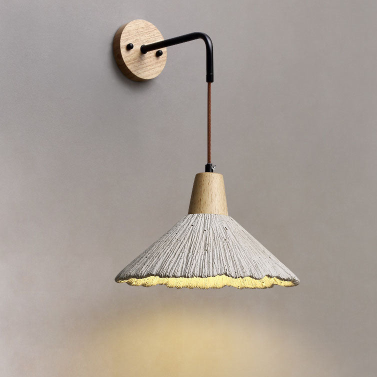 Traditional Japanese Wood Horn 1-Light Wall Sconce Lamp