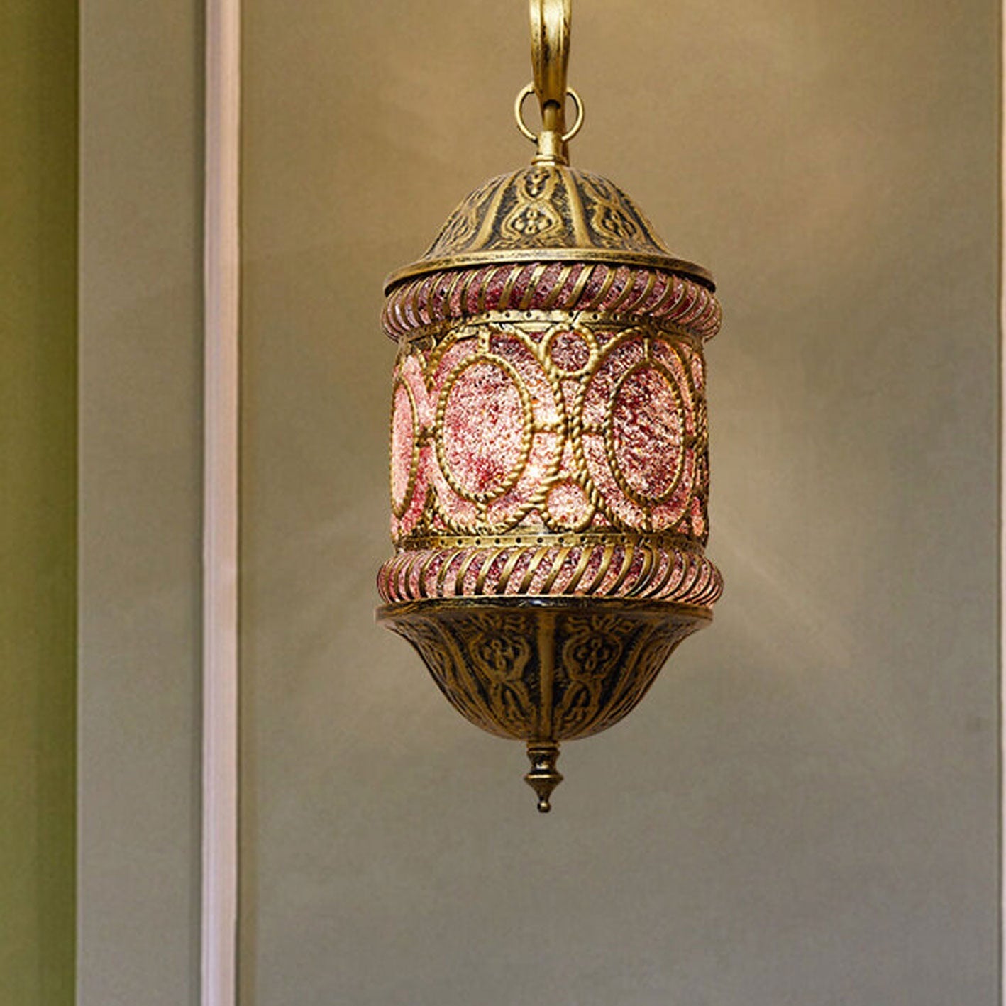 Southeast Style Hollow Iron Pink 1-Light Wall Sconce Lamp