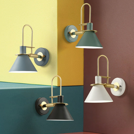 Modern Minimalist Horn Iron 1-Light Wall Sconce Lamp