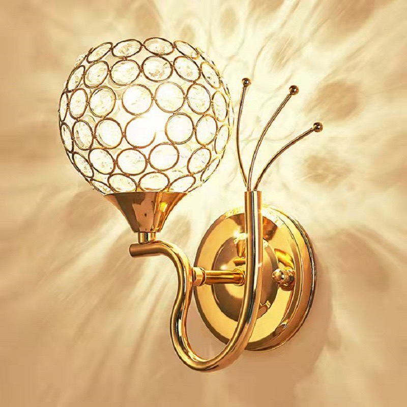 Creative Crystal Ball 1- Light Wall Sconce Lamp