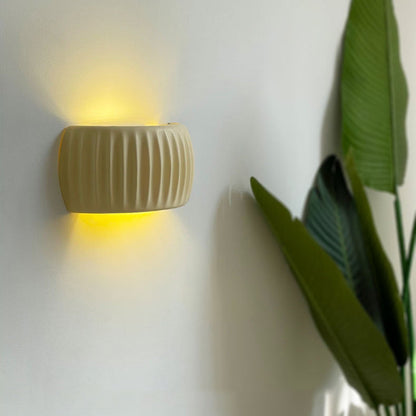 Cream Resin Semi-circular Shade 2-Light Wall Sconce Lamp