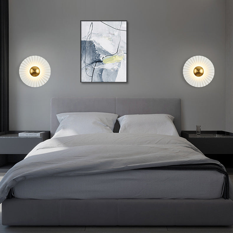Creative Round Scallop Hardware LED Wall Sconce Lamp
