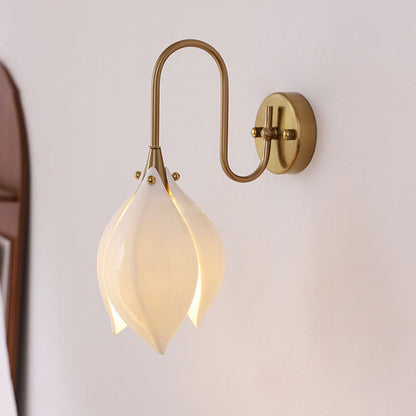 Ceramic Flower Shape Iron Frame 1-Light Wall Sconce Lamp