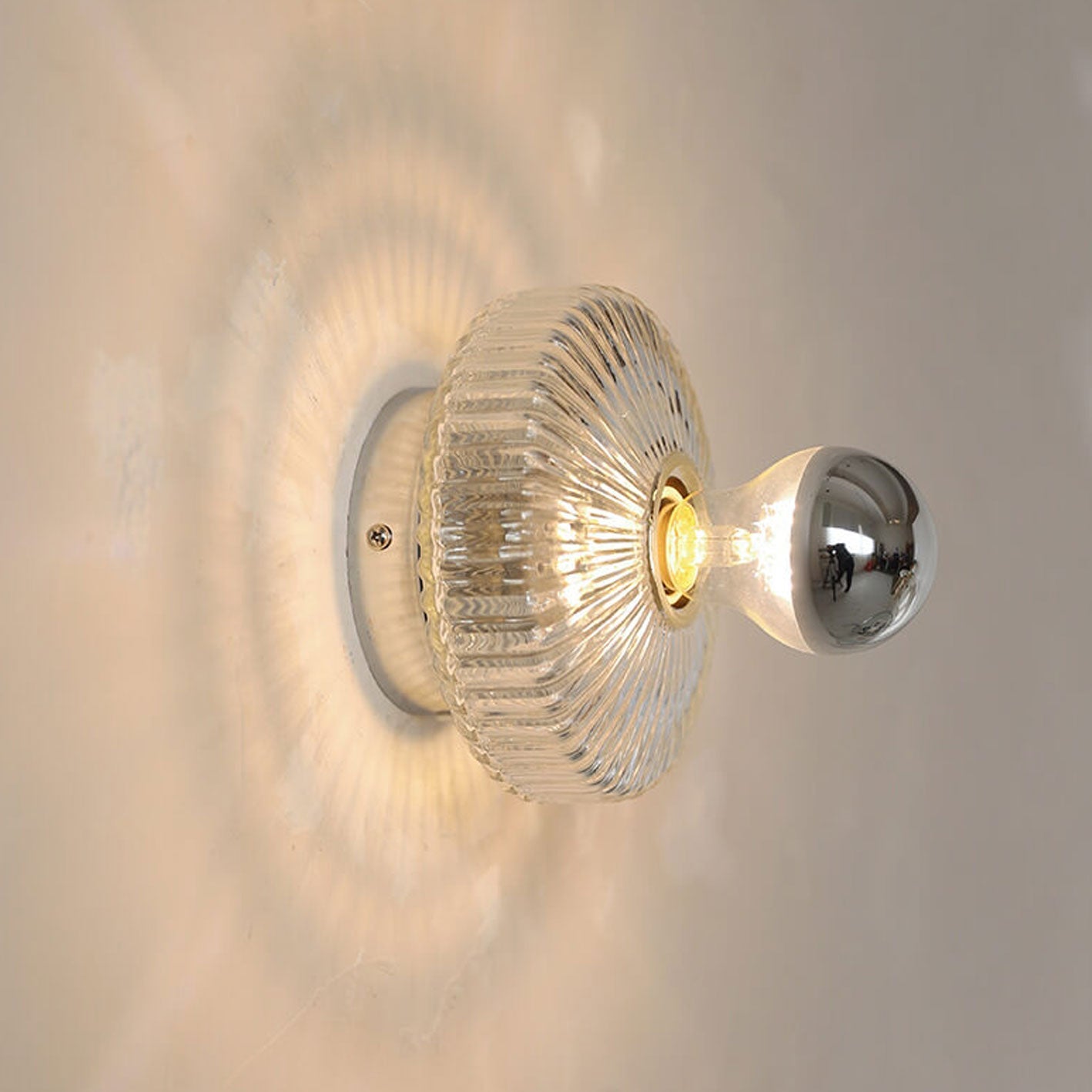 Glass Vertical Grain Design 1-Light Wall Sconce Lamp