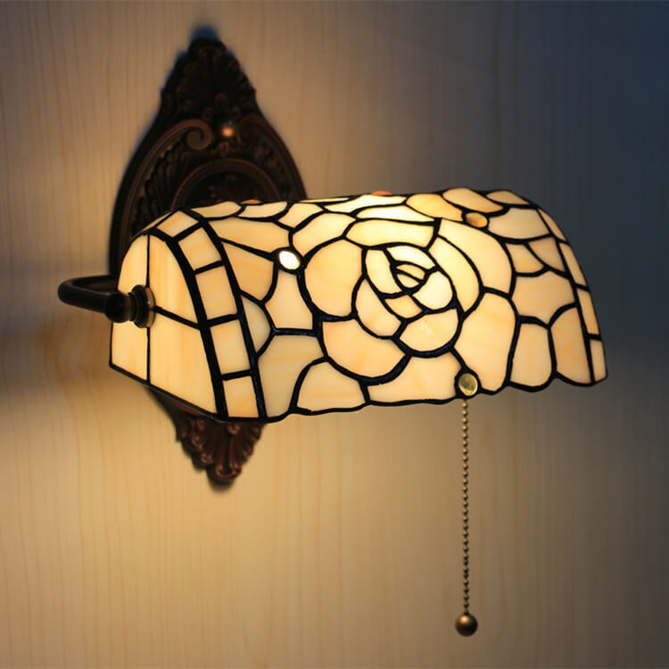 Tiffany Floral Stained Glass 1-Light Wall Sconce Lamp