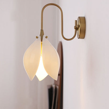 Ceramic Flower Shape Iron Frame 1-Light Wall Sconce Lamp
