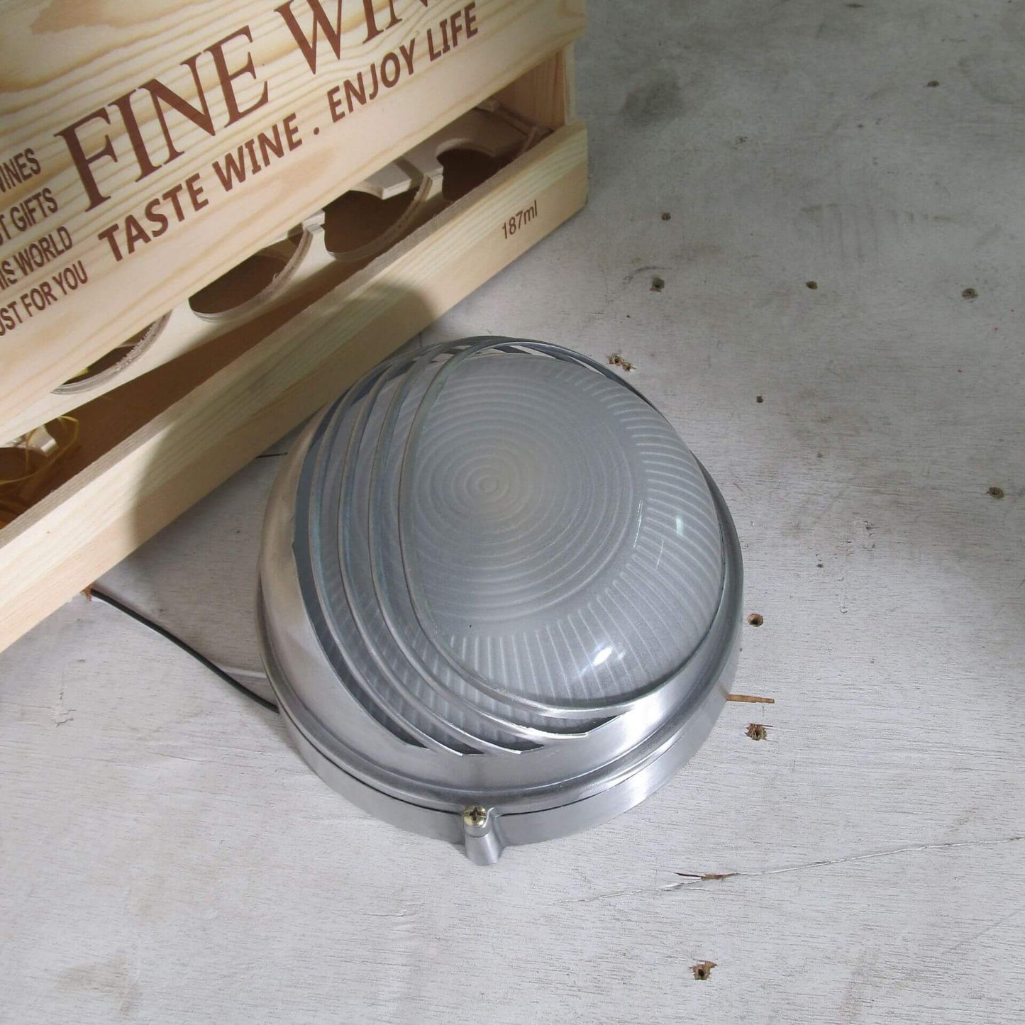 Glass Zinc Alloy Half Round 1-Light Wall Sconce Lamp