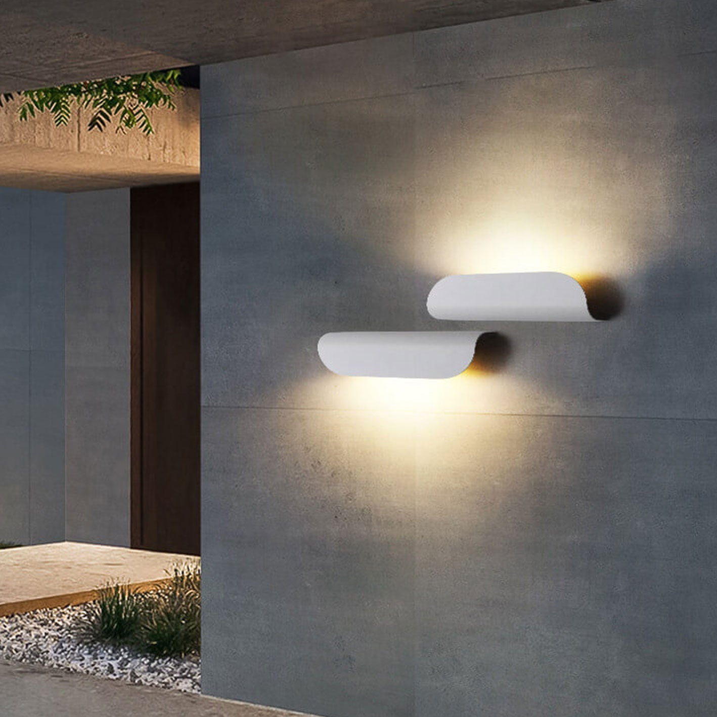 Modern Outdoor Curved  Waterproof LED Garden Wall Sconce Lamp
