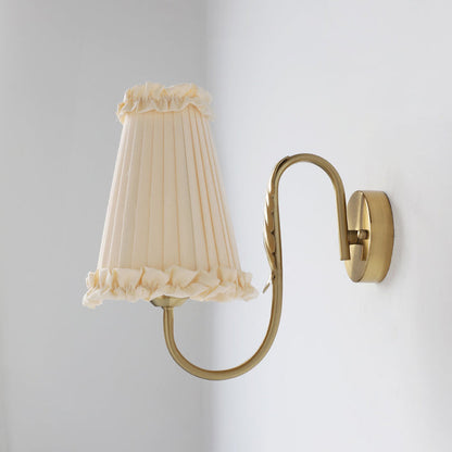 Pastoral Pleated Fabric Lace Shade 1-Light Wall Sconce Lamp
